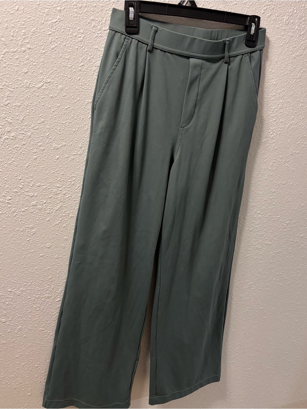 Halara flex Stretch High Waisted Pocket Straight Leg Work Pants size small